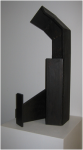 “Laberinto gótico”. Hierro (material reciclado). 58 x 28 x 15 cm. 2009